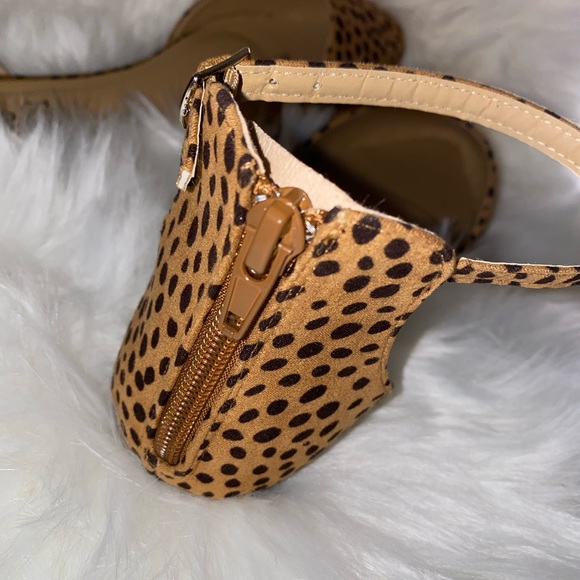 NWOT Rue21 Cheetah Print Ankle Strap D’Orsay Flats - Picture 4 of 4